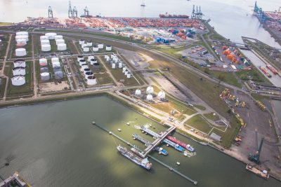 luchtfoto terminal dok haven van Antwerpen Berendrecht & Zandvliet