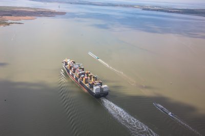 Containerschip MSC Antwerpse haven luchtfoto