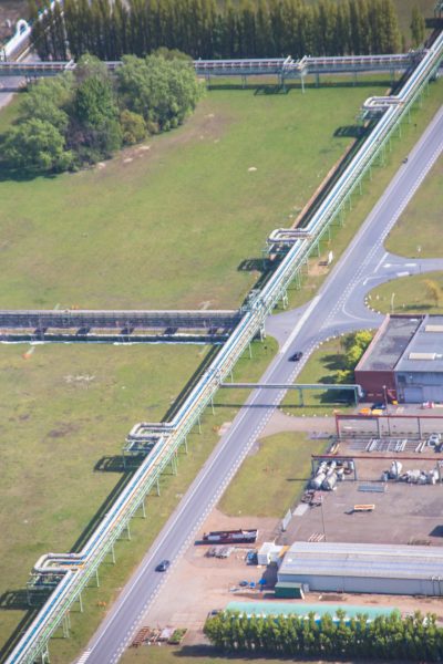 Pijpleiding chemie Antwerpse haven luchtfoto