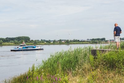 eerste vaart waterbus antwerpen juli 2016