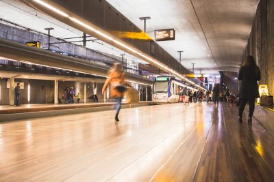 Architectuur metrostation den Haag